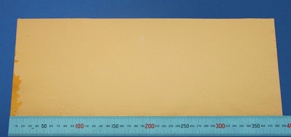 기초과학연구원 연구진이 합성한 단결정 구리(112) 기판의 모습. 연구진은 가로 39cm, 세로 21cm의 대면적 박막을 합성했다. (이미지=기초과학연구원)